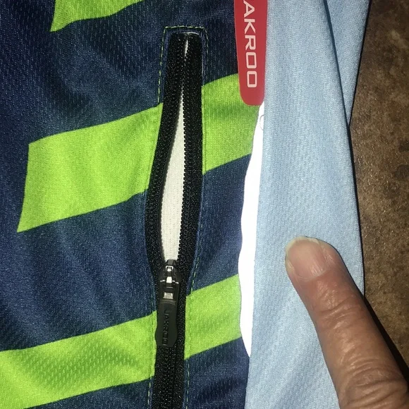 Women’s Jakroo Cyclist Top - Picture 7 of 9